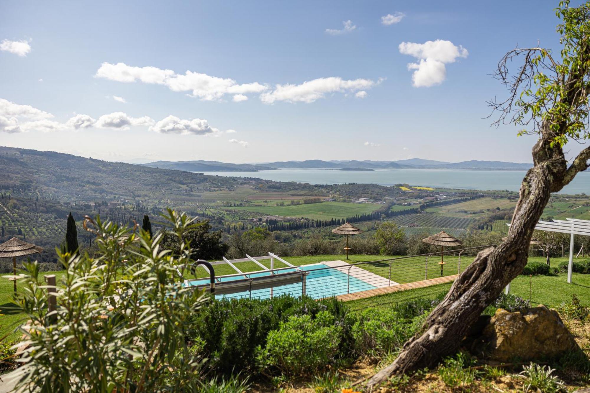 Di Colle In Colle - Agriturismo Villa Passignano sul Trasimeno Exterior photo